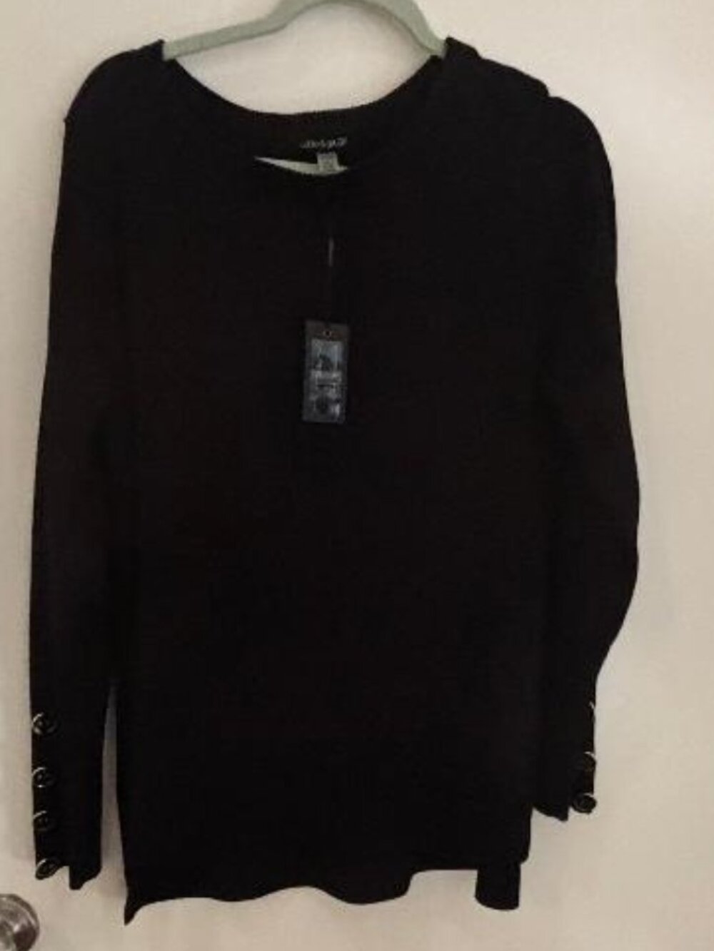 Cable & Gauge Long Sleeve Sweater buttons High Low Women L Black NWT